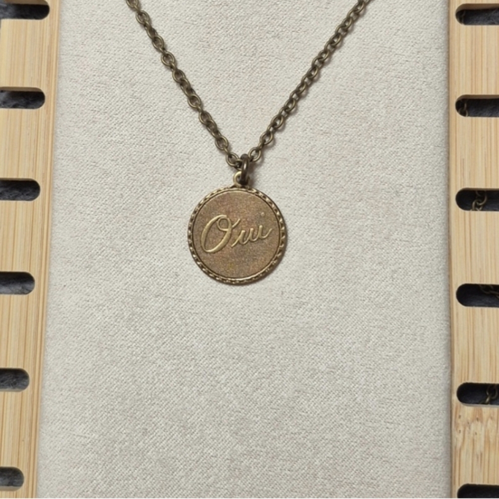 NWOT Handmade OUI Pendant Necklace!